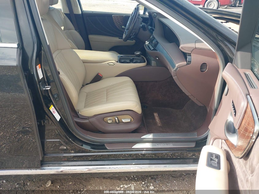 2019 Lexus Ls VIN JTHC51FFXK5006442 IAAI salvage auction — FRONT END, Wait Title, sold $16,275 on 2026-09-16 (photo 5)