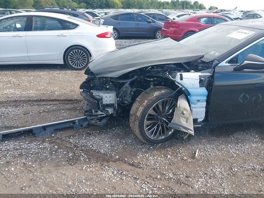 2019 Lexus Ls VIN JTHC51FFXK5006442 IAAI salvage auction — FRONT END, Wait Title, sold $16,275 on 2026-09-16 (photo 6)