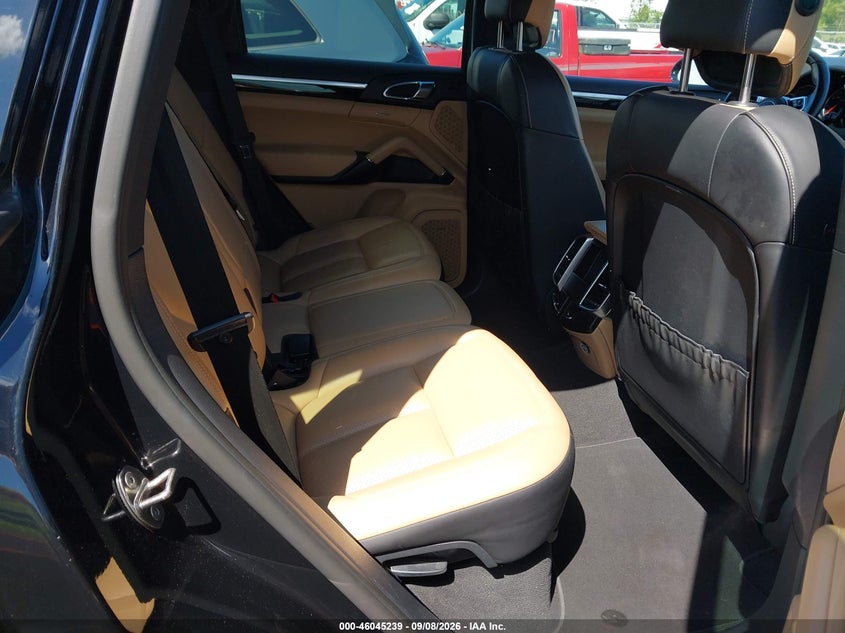 2016 Porsche Cayenne VIN WP1AA2A21GKA37245 IAAI salvage auction — REAR END, Salvage (Virginia), sold $7,150 on 2026-09-18 (photo 8)
