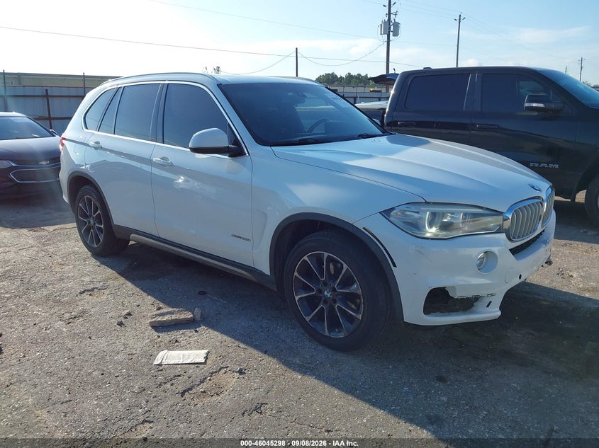 2018 BMW X5 VIN 5UXKR2C5XJ0Z16332 IAAI salvage auction — FRONT END, Salvage (Texas), sold $2,050 on 2026-10-03 (photo 1)