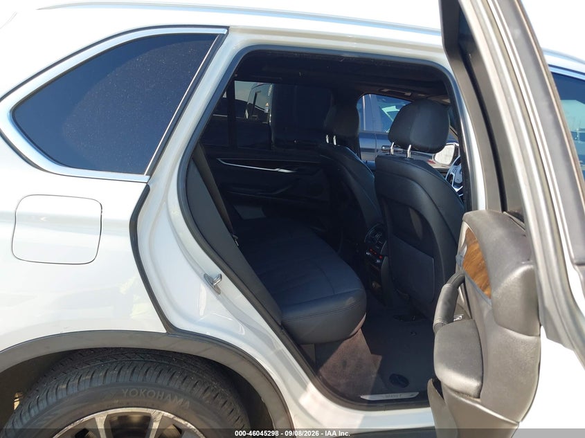 2018 BMW X5 VIN 5UXKR2C5XJ0Z16332 IAAI salvage auction — FRONT END, Salvage (Texas), sold $2,050 on 2026-10-03 (photo 8)