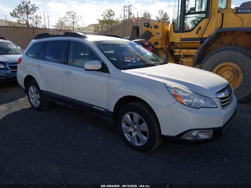 2011 Subaru Outback VIN 4S4BRBCC7B3345863 IAAI salvage auction — NORMAL WEAR, Clear - Dealer Only (California), sold $575 on 2026-09-15 (photo 1)