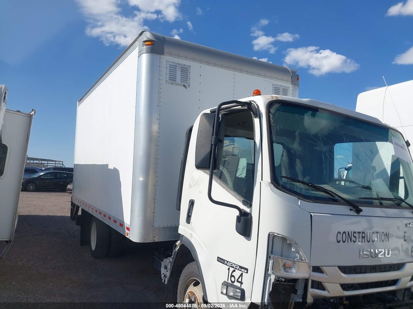 2024 Isuzu Npr hd VIN 54DC4W1D4RS215027 — IAAI salvage auction photo