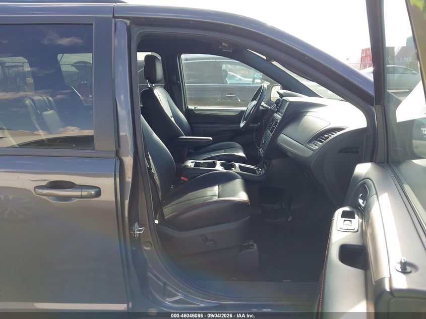 2019 Dodge Caravan VIN 2C4RDGEGXKR564192 IAAI salvage auction — FRONT END, Salvage Title, sold $5,200 on 2026-09-24 (photo 5)