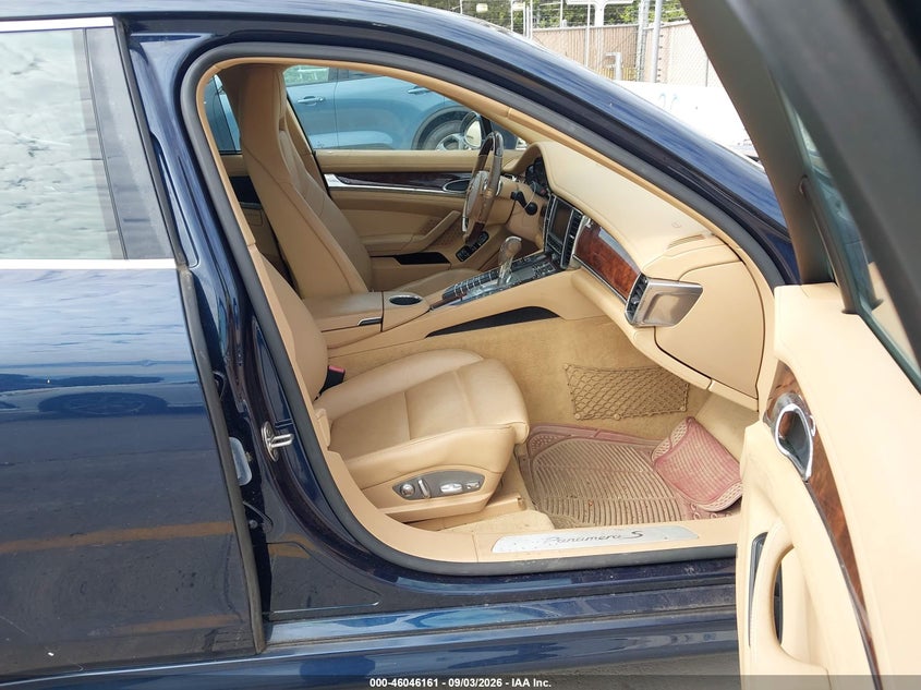 2012 Porsche Panamera VIN WP0AD2A7XCL045563 IAAI salvage auction — NORMAL WEAR, Clear - Dealer Only (California), sold $5,900 on 2026-09-21 (photo 5)