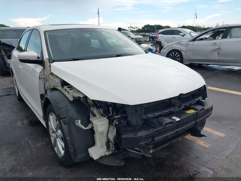 2012 Volkswagen Jetta VIN 3VWDP7AJ1CM370403 IAAI salvage auction — RIGHT FRONT, Wait Title, sold $900 on 2026-09-28 (photo 6)