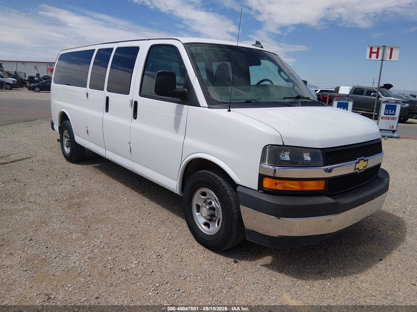 2018 Chevrolet Express 3500 VIN 1GAZGPFG2J1286292 — IAAI salvage auction photo