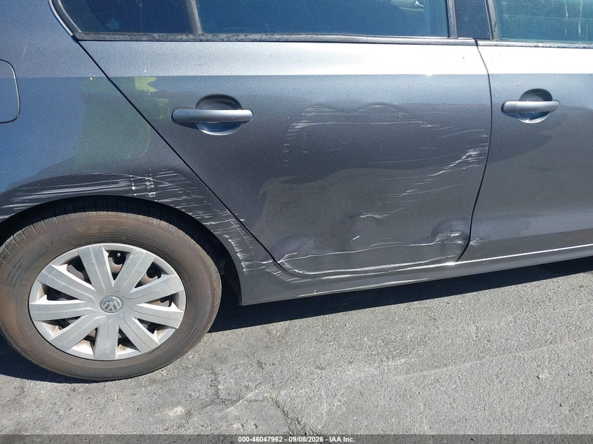 2015 Volkswagen Jetta VIN 3VW2K7AJ8FM269062 IAAI salvage auction — RIGHT REAR, Salvage (California), sold $1,700 on 2026-09-15 (photo 6)