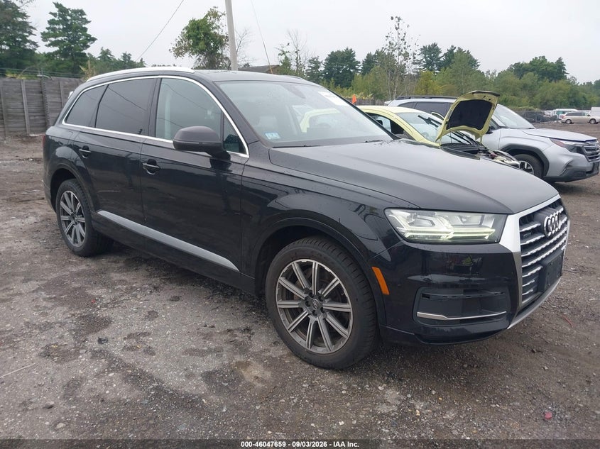 2017 Audi Q7 VIN WA1LHAF76HD046740 — IAAI salvage auction photo