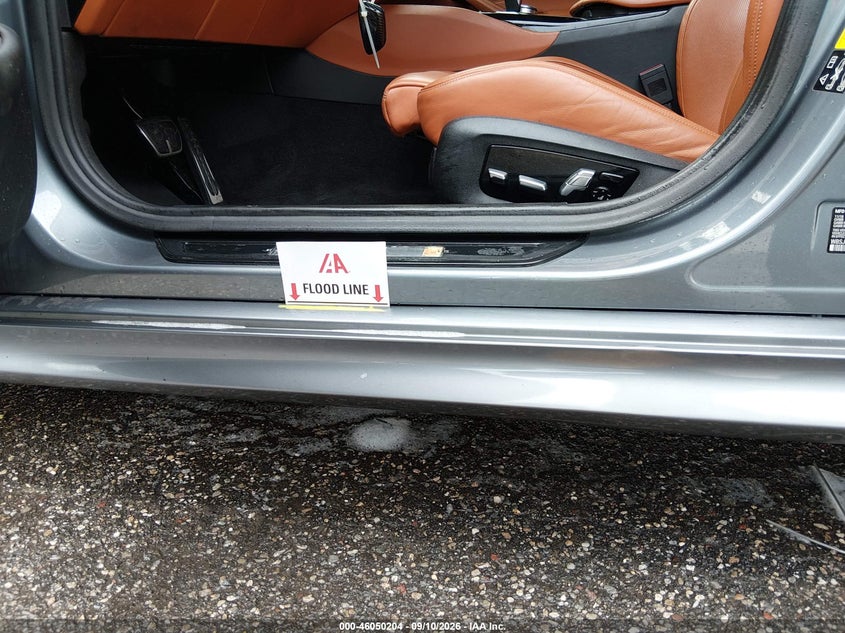 2019 BMW M5 VIN WBSJF0C54KB285599 IAAI salvage auction — WATER/FLOOD, Wait Title, sold $23,600 on 2026-10-06 (photo 6)