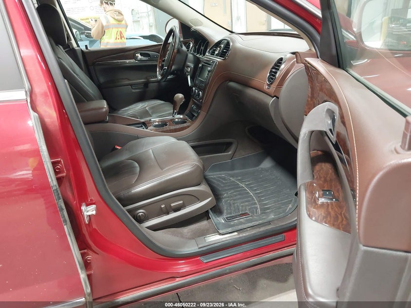 2014 Buick Enclave VIN 5GAKVBKD0EJ231389 IAAI salvage auction — SIDE, Salvage Title, sold $1,150 on 2026-10-07 (photo 5)