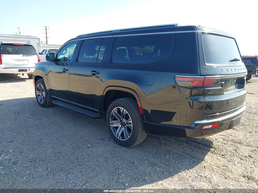 2025 Jeep Grand wagoneer VIN 1C4SJSBP2SS530828 IAAI salvage auction — RIGHT SIDE, Wait Title, sold $25,550 on 2026-09-15 (photo 3)
