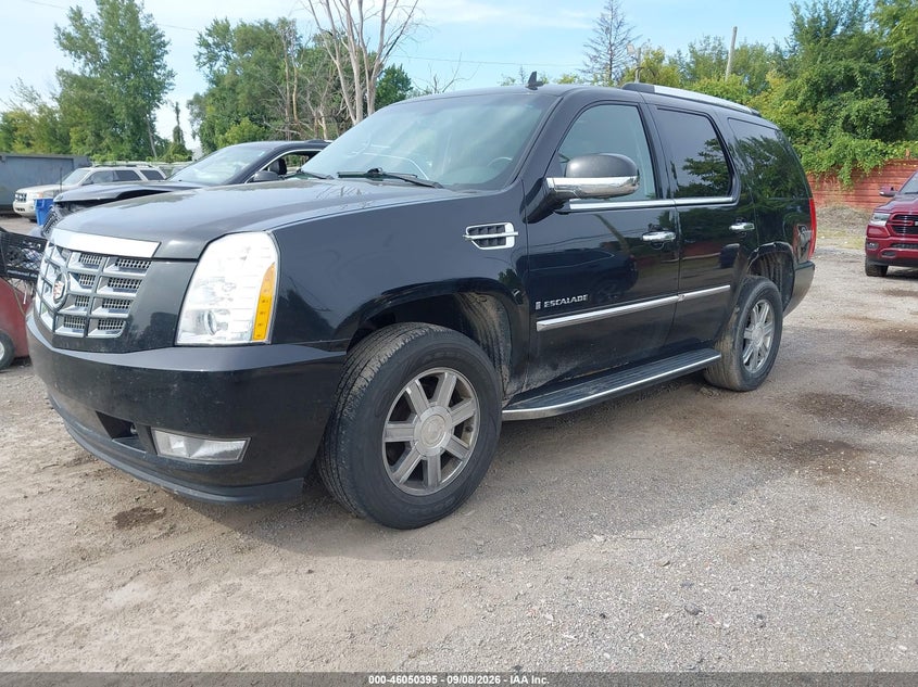 2008 Cadillac Escalade VIN 1GYFK63878R192642 IAAI salvage auction — NORMAL WEAR, Clear (Michigan), sold $1,100 on 2026-09-26 (photo 2)