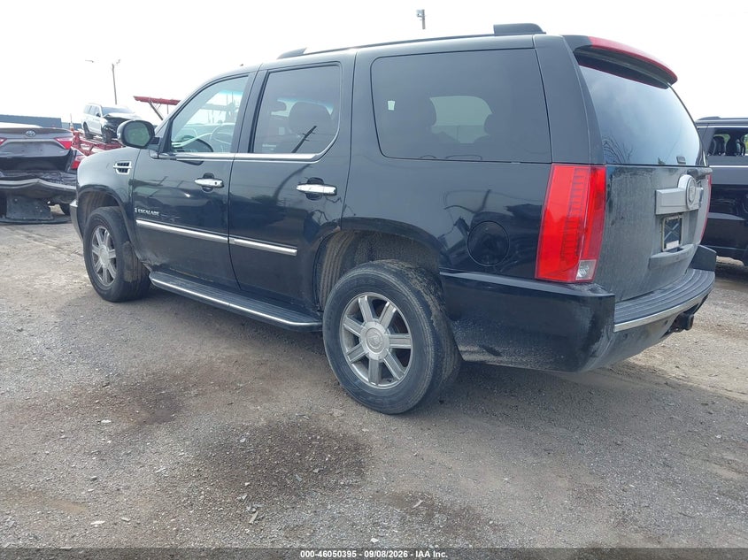 2008 Cadillac Escalade VIN 1GYFK63878R192642 IAAI salvage auction — NORMAL WEAR, Clear (Michigan), sold $1,100 on 2026-09-26 (photo 3)