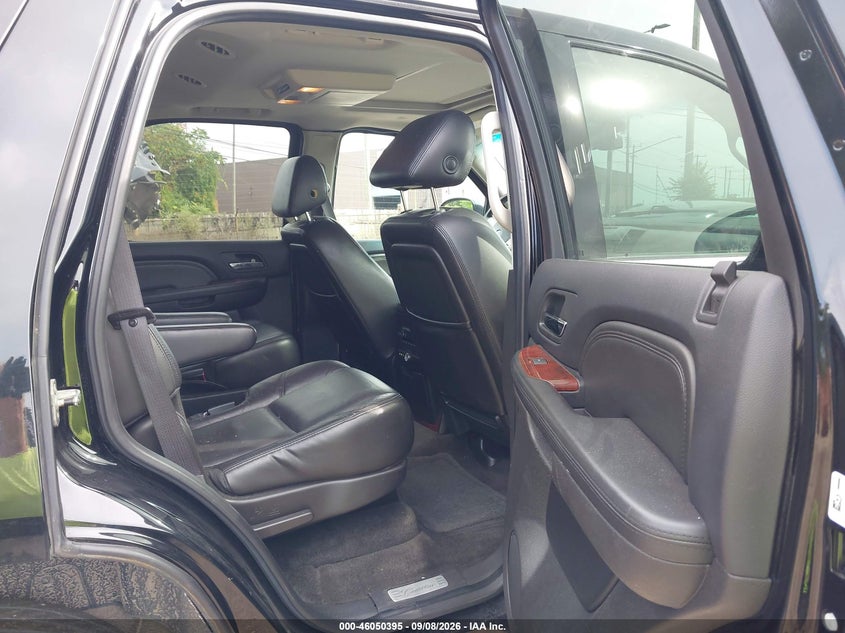 2008 Cadillac Escalade VIN 1GYFK63878R192642 IAAI salvage auction — NORMAL WEAR, Clear (Michigan), sold $1,100 on 2026-09-26 (photo 8)
