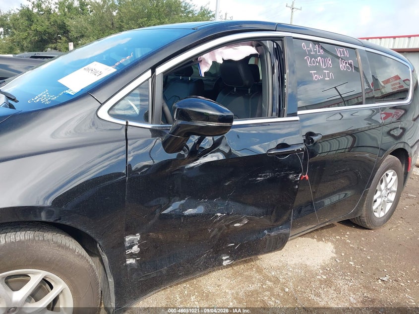 2027 Chrysler Pacifica VIN 2C4RC1BG1VR576837 IAAI salvage auction — LEFT SIDE, Wait Title, sold $14,650 on 2026-09-10 (photo 6)