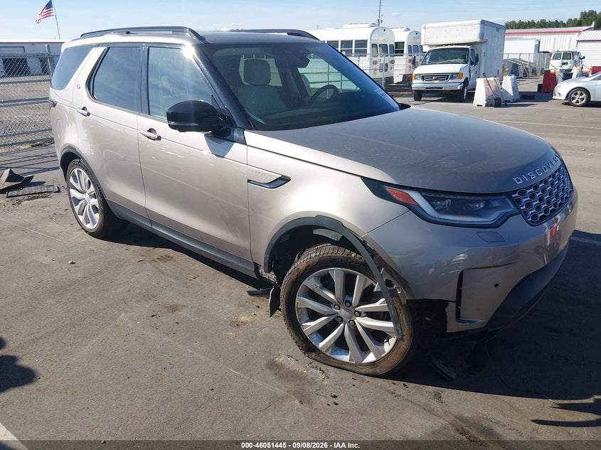 2024 Land rover Discovery VIN SALRJ2EX7R2498827 IAAI salvage auction — RIGHT FRONT, Salvage (North Carolina), sold $16,800 on 2026-10-04 (photo 1)