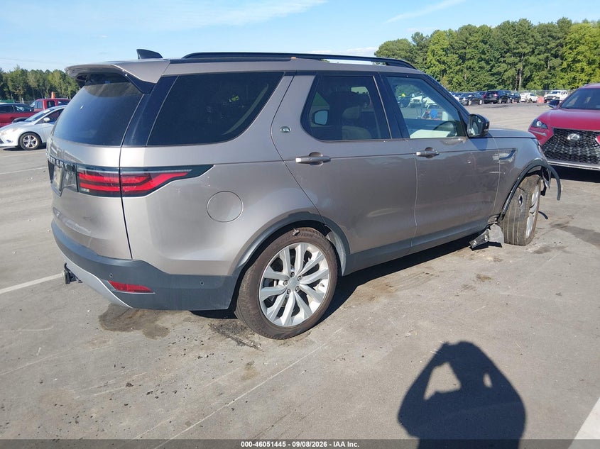2024 Land rover Discovery VIN SALRJ2EX7R2498827 IAAI salvage auction — RIGHT FRONT, Salvage (North Carolina), sold $16,800 on 2026-10-04 (photo 4)
