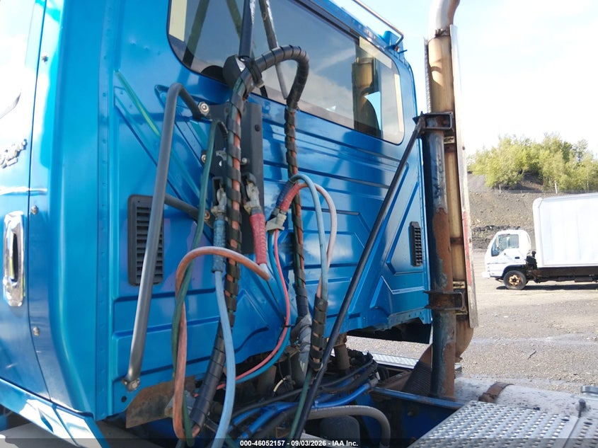 2014 International Prostar VIN 1HSDJAPR4EH037982 IAAI salvage auction — FRONT END, Clear (Pennsylvania), sold $9,900 on 2026-09-22 (photo 6)