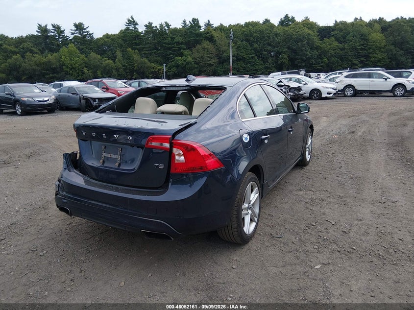 2015 Volvo S60 VIN YV140MFM7F1346675 IAAI salvage auction — REAR END, Wait Title, sold $875 on 2026-09-29 (photo 4)