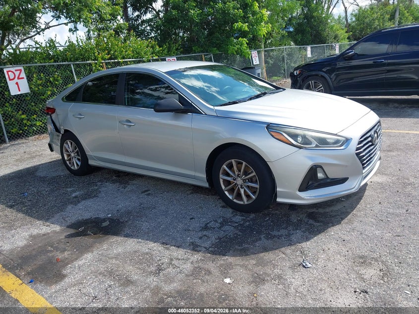 2018 Hyundai Sonata VIN 5NPE24AF6JH713936 IAAI salvage auction — RIGHT REAR, Wait Title, sold $975 on 2026-09-25 (photo 1)