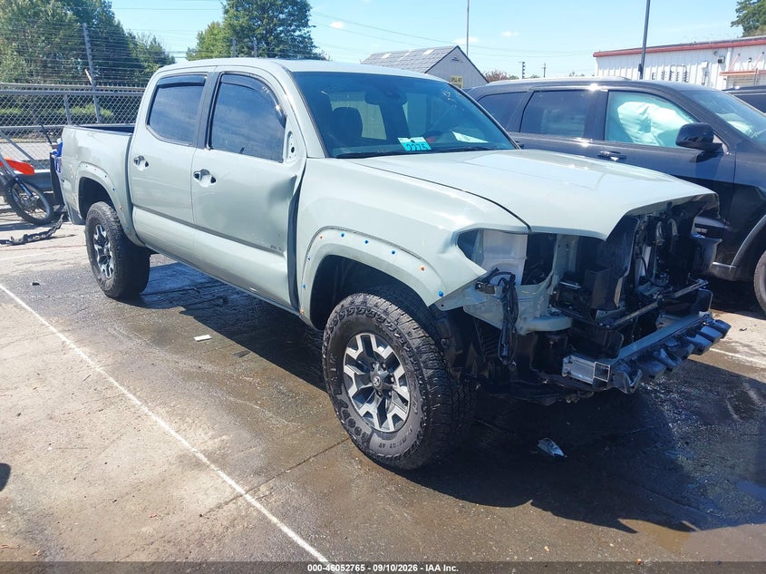 2022 Toyota Tacoma VIN 3TMCZ5AN0NM508256 — IAAI salvage auction photo
