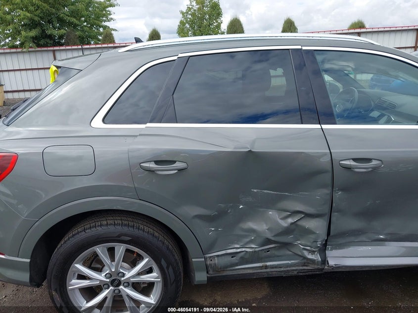 2023 Audi Q3 VIN WA1DECF31P1137131 IAAI salvage auction — SIDE, Salvage Title, sold $7,550 on 2026-10-07 (photo 6)
