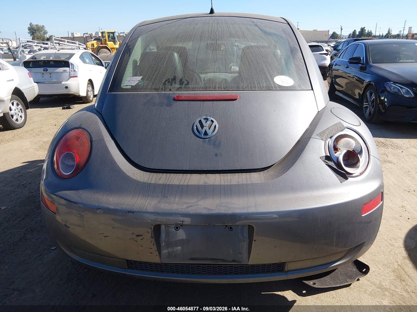 2007 Volkswagen Beetle VIN 3VWRG31CX7M507571 IAAI salvage auction — NORMAL WEAR, App For Dup Clear (California), sold $700 on 2026-09-11 (photo 6)