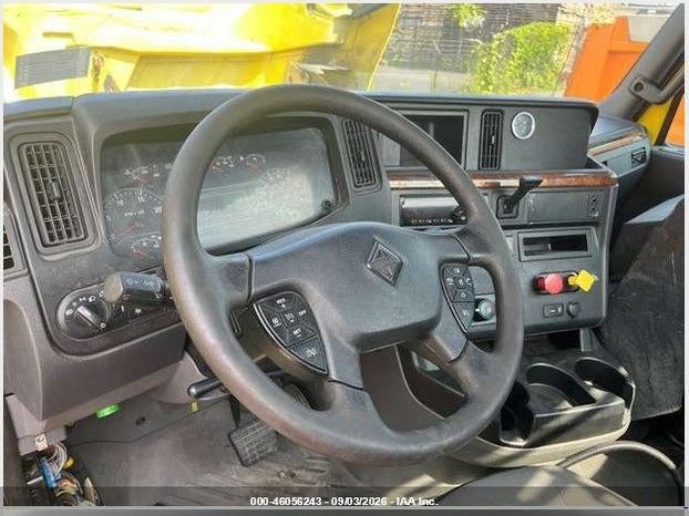 2020 International Rh VIN 3HSDWTZR9LN844981 IAAI salvage auction — REPOSSESSION, Original (West Virginia), sold $0 on 2026-09-12 (photo 5)