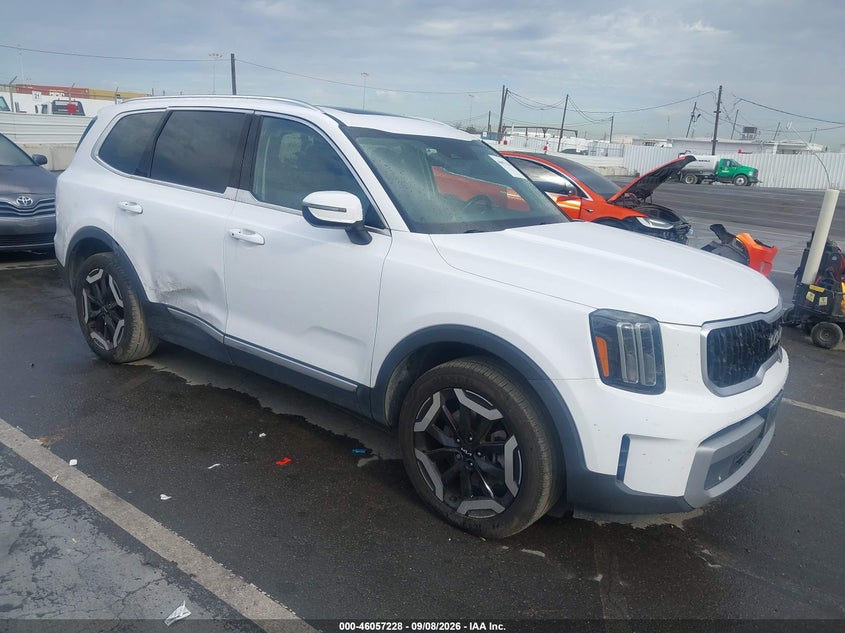 2023 Kia Telluride VIN 5XYP34GC8PG361669 — IAAI salvage auction photo