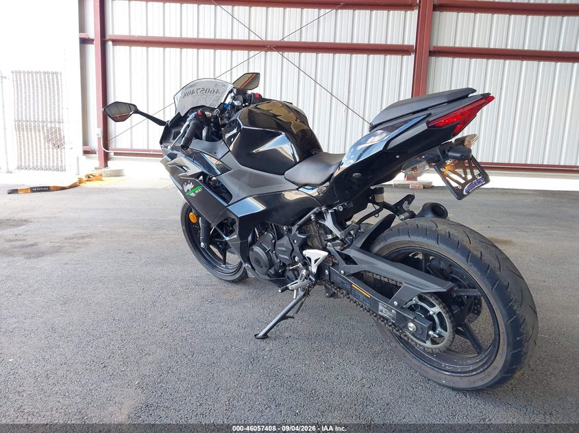 2024 Kawasaki Ninja VIN ML5EXGG13RDA01011 IAAI salvage auction — SIDE, Wait Title, sold $1,550 on 2026-10-05 (photo 3)