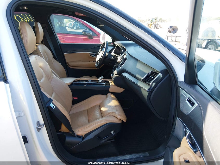 2021 Volvo Xc90 VIN YV4BR0CL5M1674372 IAAI salvage auction — REAR END, Wait Title, sold $4,250 on 2026-10-12 (photo 5)