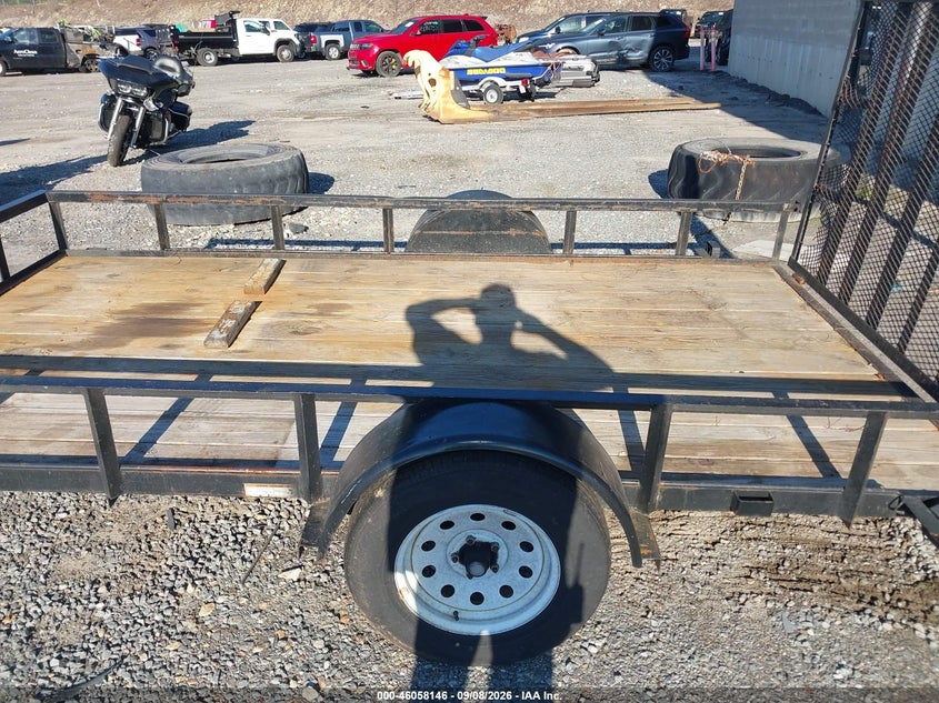 2019 VIN 4YMBU1218KV015762 IAAI salvage auction — Normal Wear & Tear, Clear, sold $175 on 2026-09-25 (photo 6)