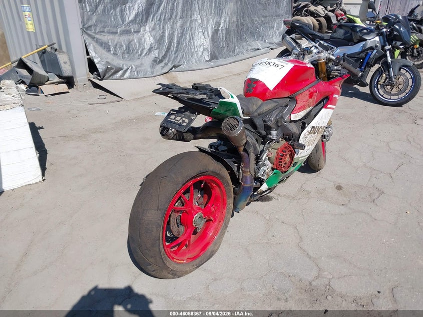 2018 Ducati Panigale VIN ZDMHAAMW3JB000119 IAAI salvage auction — ALL OVER, Wait Title, sold $7,250 on 2026-09-30 (photo 4)