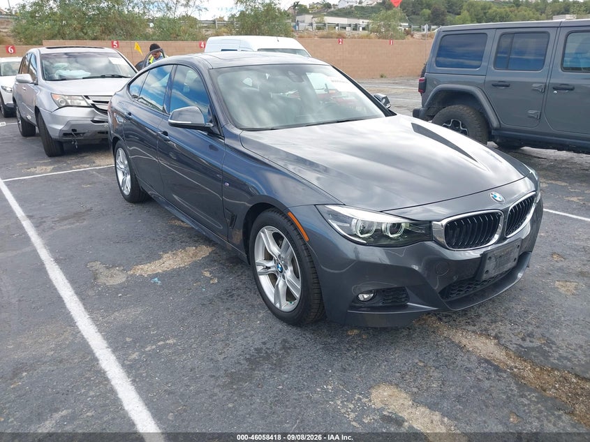 2019 BMW 3er VIN WBA8Z9C52KB220796 — IAAI salvage auction photo