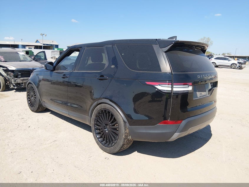 2018 Land rover Discovery VIN SALRG2RV0JA054304 IAAI salvage auction — NORMAL WEAR, Original (Texas), sold $4,925 on 2026-10-07 (photo 3)