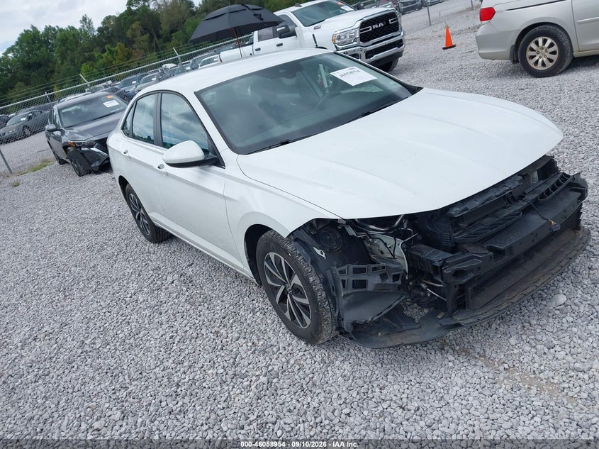 2025 Volkswagen Jetta VIN 3VW5X7BUXSM007335 — IAAI salvage auction photo