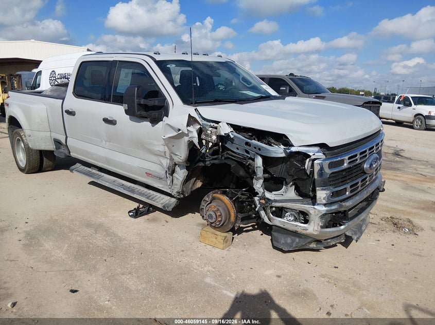 2026 Ford F450 VIN 1FT8W4DM2TED08073 — IAAI salvage auction photo