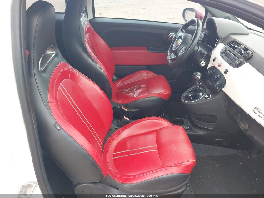 2015 Fiat 500 VIN 3C3CFFJH3FT603527 IAAI salvage auction — NORMAL WEAR, Salvage Title, sold $475 on 2026-10-18 (photo 5)