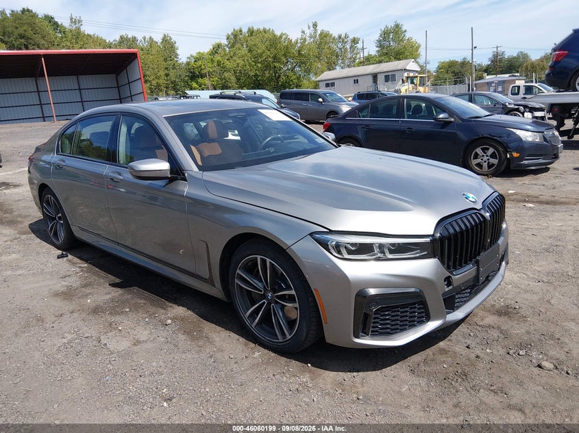 2021 BMW 7 Series VIN WBA7U2C04MCF65379 IAAI salvage auction — ENGINE DAMAGE, Salvage Title, sold $11,900 on 2026-10-03 (photo 1)