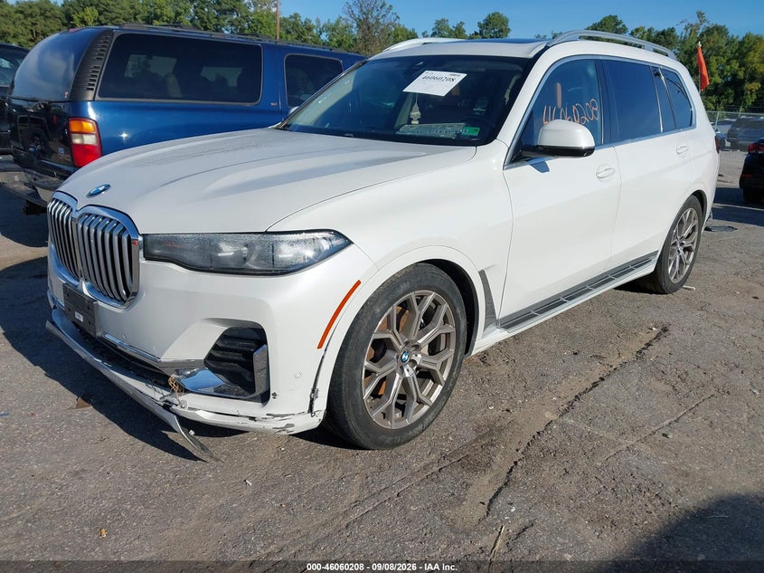 2019 BMW X7 VIN 5UXCW2C51KL086322 IAAI salvage auction — FRONT & REAR, Wait Title, sold $12,400 on 2026-10-09 (photo 2)