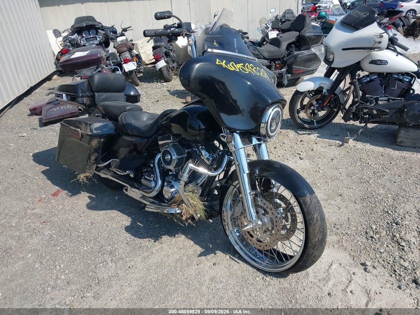 2012 Harley-davidson Electra glide VIN 1HD1FCM15CB630305 IAAI salvage auction — SIDE, Salvage (Ohio), sold $1,050 on 2026-09-24 (photo 1)