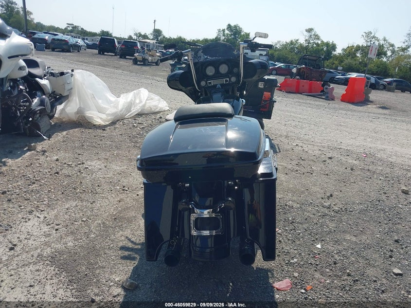 2012 Harley-davidson Electra glide VIN 1HD1FCM15CB630305 IAAI salvage auction — SIDE, Salvage (Ohio), sold $1,050 on 2026-09-24 (photo 6)