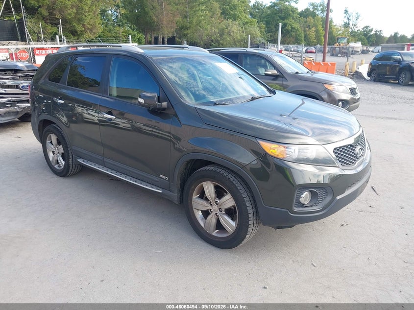 2012 Kia Sorento VIN 5XYKUCA67CG261318 IAAI salvage auction — SIDE, Wait Title, sold $625 on 2026-09-30 (photo 1)
