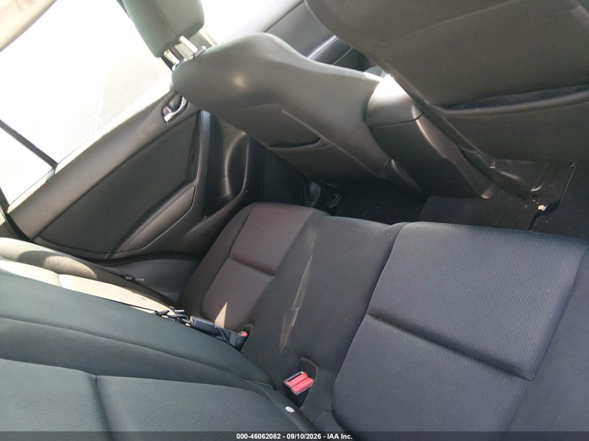 2015 Mazda Cx-5 VIN JM3KE2BE5F0498985 IAAI salvage auction — NORMAL WEAR, Original (Texas), sold $2,550 on 2026-10-05 (photo 8)