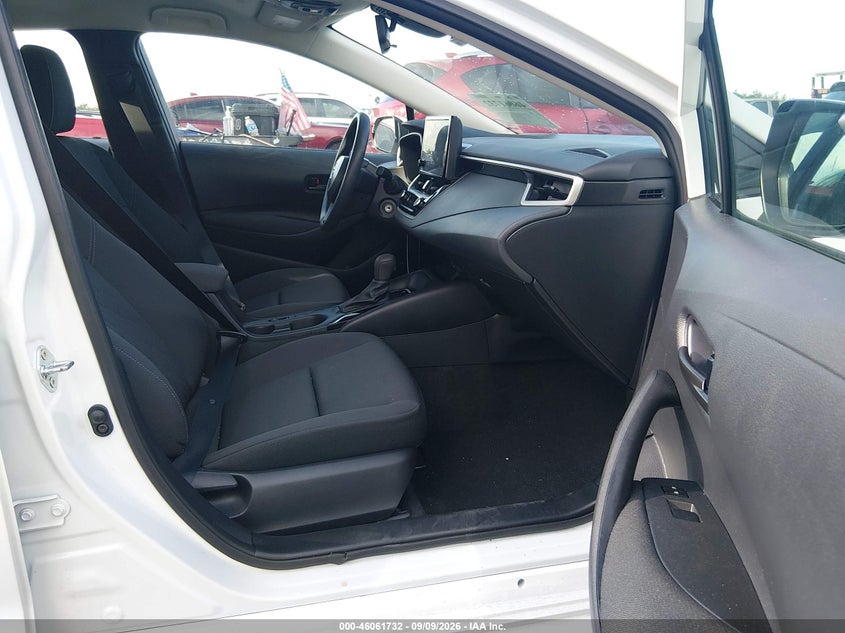 2025 Toyota Corolla VIN 5YFB4MDE7SP237202 IAAI salvage auction — Front & Rear, Salvage, sold $7,400 on 2026-10-15 (photo 5)