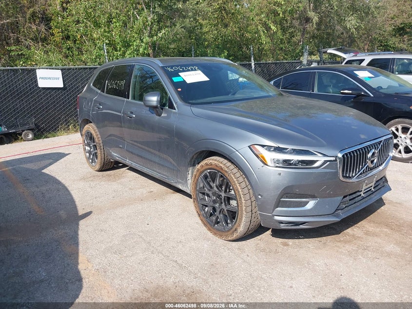 2018 Volvo Xc60 VIN LYV102RL9JB083588 IAAI salvage auction — FRONT END, Wait Title, sold $9,300 on 2026-10-02 (photo 1)