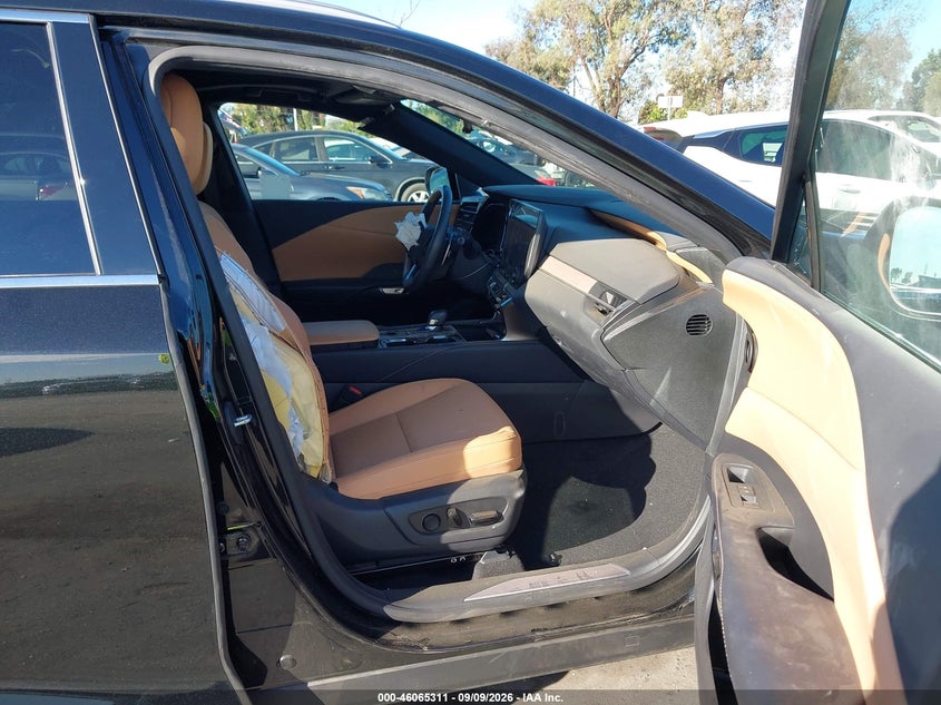 2024 Lexus Rx VIN 2T2BBMCAXRC041202 IAAI salvage auction — FRONT END, Salvage (California), sold $23,450 on 2026-09-10 (photo 5)