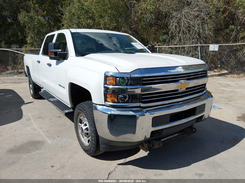 2018 Chevrolet Silverado 2500 VIN 1GC1KUEG7JF264021 — IAAI salvage auction photo