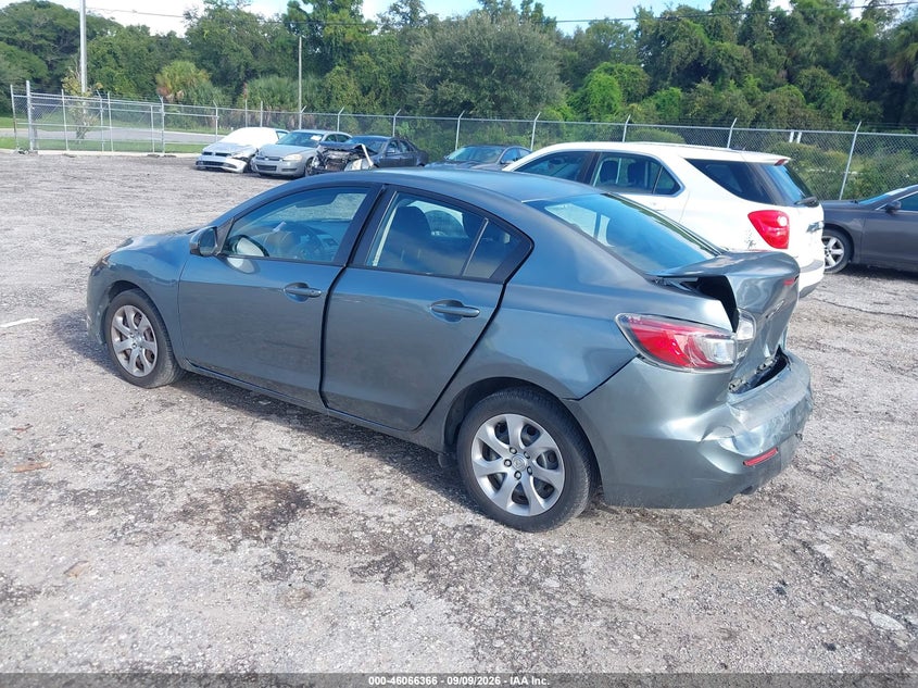2013 Mazda 3 VIN JM1BL1U75D1715756 IAAI salvage auction — REAR END, Wait Title, sold $0 on 2026-10-05 (photo 3)